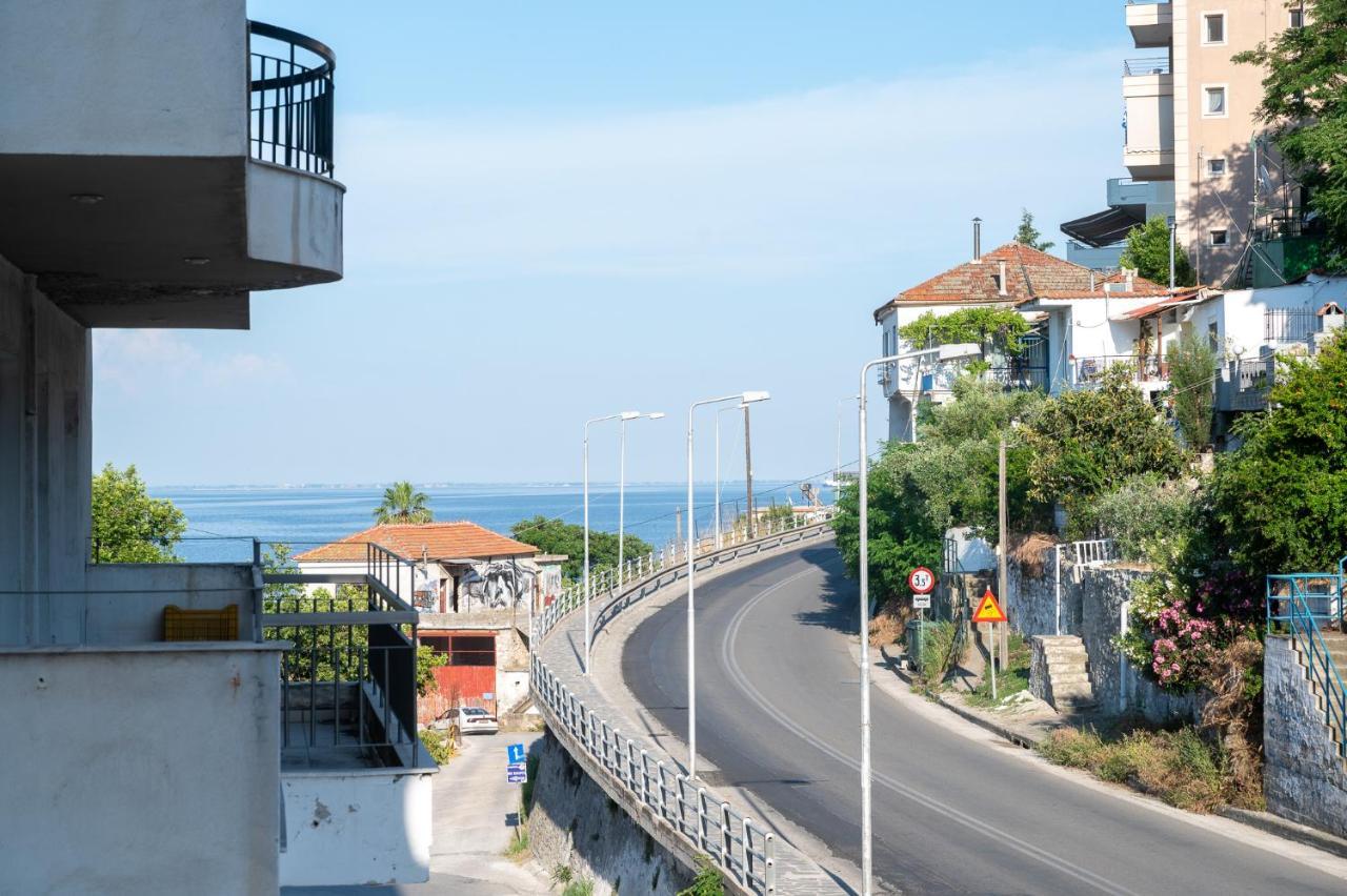 La Dns Apartment Kavala Eksteriør billede